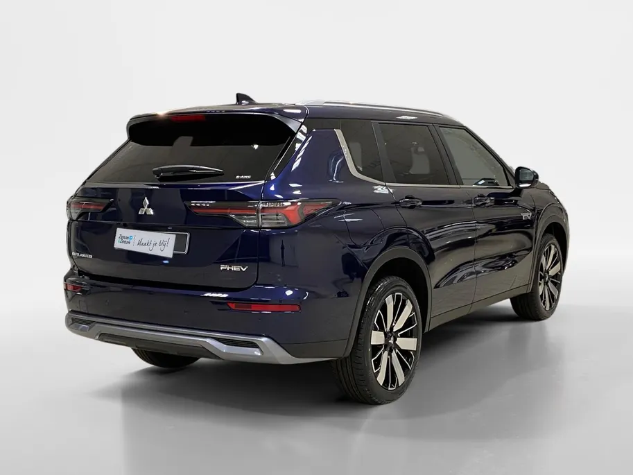 Mitsubishi Outlander 2.4 PHEV | INTENSE +| DIRECT LEVERBAAR | PRIJS INCL €6.000,- INTRODUCTIE KORTING |