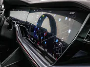Volkswagen Touareg 3.0 TSi 462pk DSG eHybrid 4MOTION R · SOH 96.9% · Panoramadak · 360 Camera · Luchtvering · Wegklapbare Trekhaak · Stoelventilatie · Elek. Voorstoelen · 21'' Inch ·