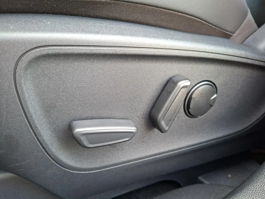 Ford Kuga ST-Line X 243PK | Panoramadak | Winter Pack | El. Trekhaak | Adaptieve Cruise Control | 360graden Camera | BLIS | Half Leder| LED | 2100kg Trekgewicht