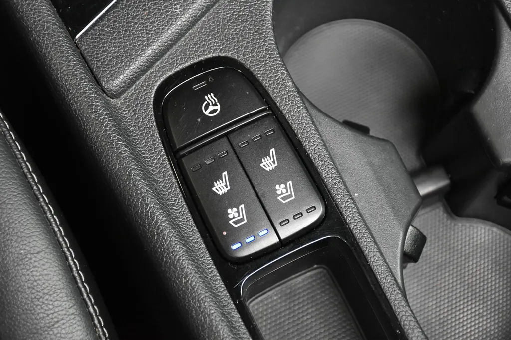 Kia Niro 1.6 GDi Hybrid 141pk DCT6 ExecutiveLine