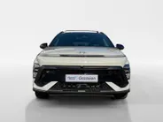 Hyundai Kona 1.6 GDI HEV N Line Sky | schuif-/kanteldak | Navi | Clima | 360 Camera | All Season banden | Stoel-/stuurverwarming | Elektrische achterklep