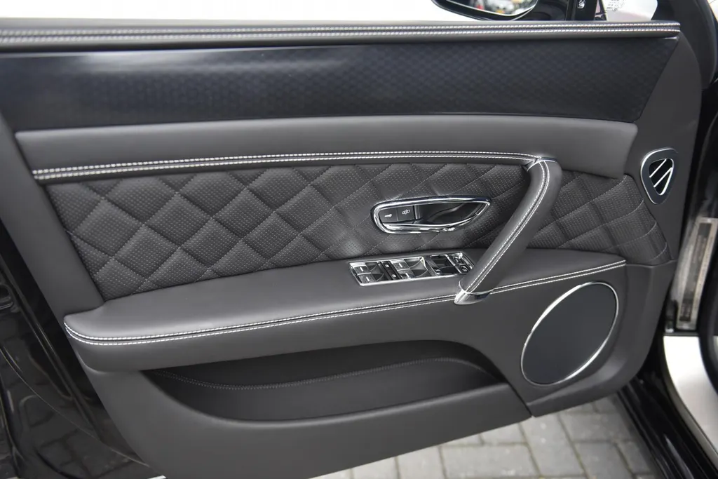Bentley Flying Spur 6.0 W12 S