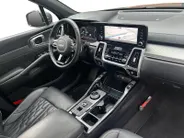 Kia Sorento 1.6 T-GDI Hybrid 2WD ExecutiveLine 5p. | Apple Carplay / Android Auto | Navigatiesysteem | Elektrisch Verstelbare Voorstoelen | Bestuurdersstoel met Geheugen | Elektrisch Schuif / Kanteldak | Elektrisch Bedienbare Achterklep | Stoelverwarming + Stoelkoeli