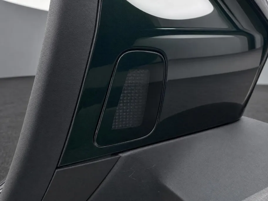 Volkswagen Tayron 1.5 eHybrid 272pk DSG R-Line Edition · Panoramadak · Inklap. Trekhaak · 360 Camera · Matrix LED · Dodehoeksensor · Stuur- & Stoelverwarming · Garantie t/m 16-02-2030 of 100.000km