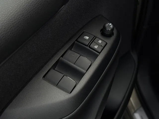 Toyota Yaris 1.5 Hybrid Dynamic | Keyless | Stoelverwarming | Adapt. Cruise