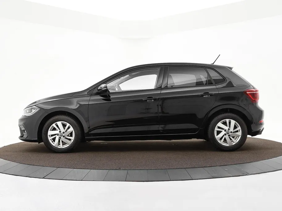 Volkswagen Polo 1.0 TSI 95pk DSG Style · Camera · Apple/Android Car Play · Stoelverwarming · IQ.Light · 15'' Inch ·