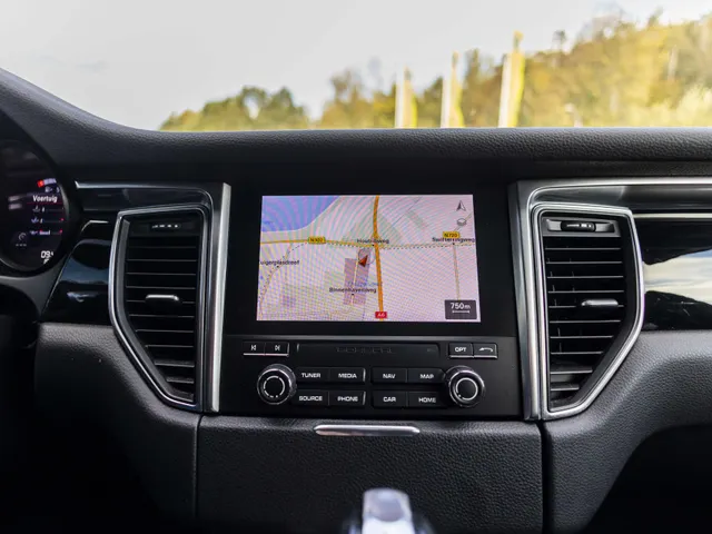 Porsche Macan NL geleverd 2.0