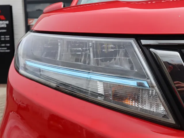 Suzuki Vitara 1.4 BoosterJet Style Hybrid | Panoramadak | Carplay | All Season