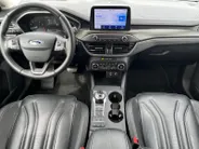 Ford Focus Wagon 1.5 EcoBoost Vignale | Parkeercamera | Adaptieve Cruise Control | Leder | Stoel- en stuurverwarming