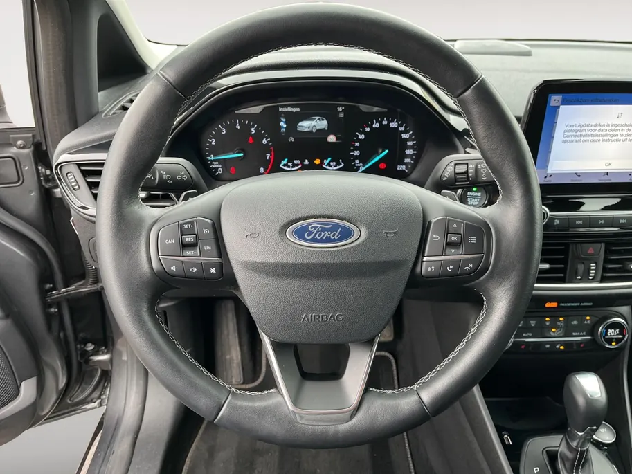 Ford Fiesta 1.0 EcoBoost Titanium Automaat | NL auto | Dealer onderhouden | Trekhaak | Winter Pack | Parkeersensoren voor en achter | Achteruitrijcamera | Cruise control | Apple carplay & Android auto | 16' lichtmetalen velgen | Bovag garantie |