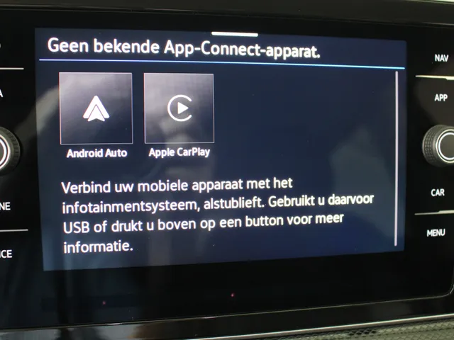 Volkswagen T-Cross 1.0 TSI 115pk Life Goal DSG Automaat | Navigatie via Apple Carplay | PDC | Climate Control