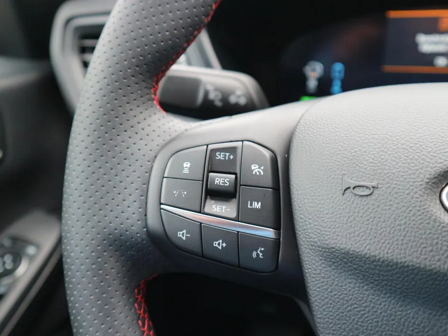 Ford Kuga 2.5 PHEV ST-Line X | ADAP CRUISE | HUD | WINTERPACK |