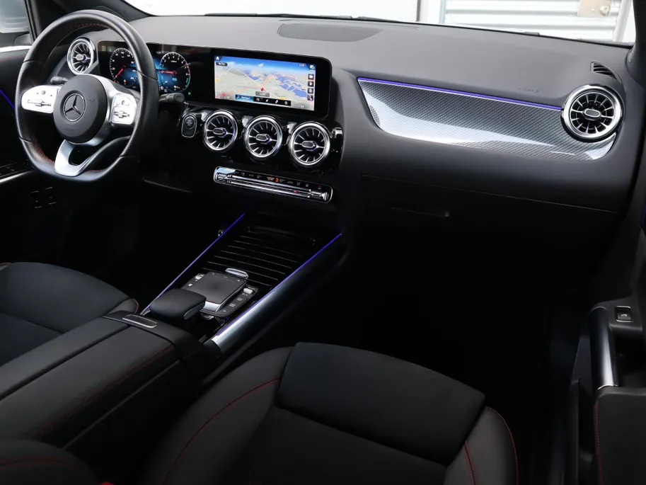 Mercedes-Benz GLA 250 e AMG Line l Keyless l Stoelverwarming l Achteruitrij camera