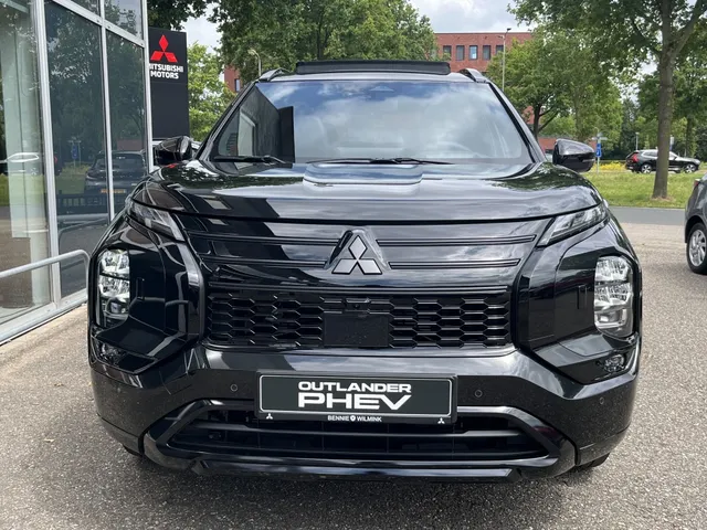 Mitsubishi Outlander 2.4 PHEV Black Edition