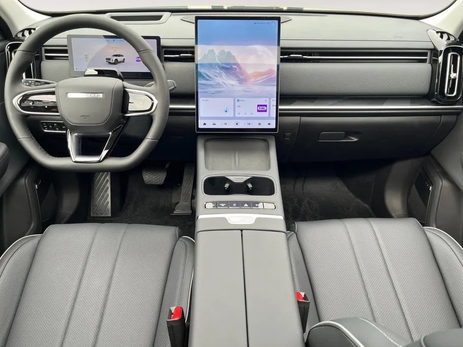 Jaecoo 7 1.5 TGDI SHS-P Exclusive | 90 km elektrisch rijbereik | Stoelverwarming-/ventilatie | Panorama dak | Leder | 7 jaar Fabrieksgarantie