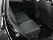 Volkswagen Tiguan 1.4 TSI 245pk DSG eHybrid Life Business · Camera · P-Sensoren · Wegklapbare Trekhaak · Dodehoek Detectie · 18'' Inch ·