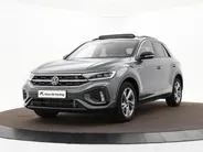 Volkswagen T-Roc 1.5TSI/150PK R-Line Business+ · Panoramadak · Trekhaak · Camera · Apple/Android Car Play · Navigatie · Stoelverwarming · Garantie t/m 09-10-2027 of 100000km.