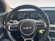 Kia Sportage 1.6 T-GDi Hybrid DynamicLine | Trekhaak | Navigatie | Camera | Adaptieve cruise control | Parkeersensoren voor en achter | Apple Carplay / Android Auto |
