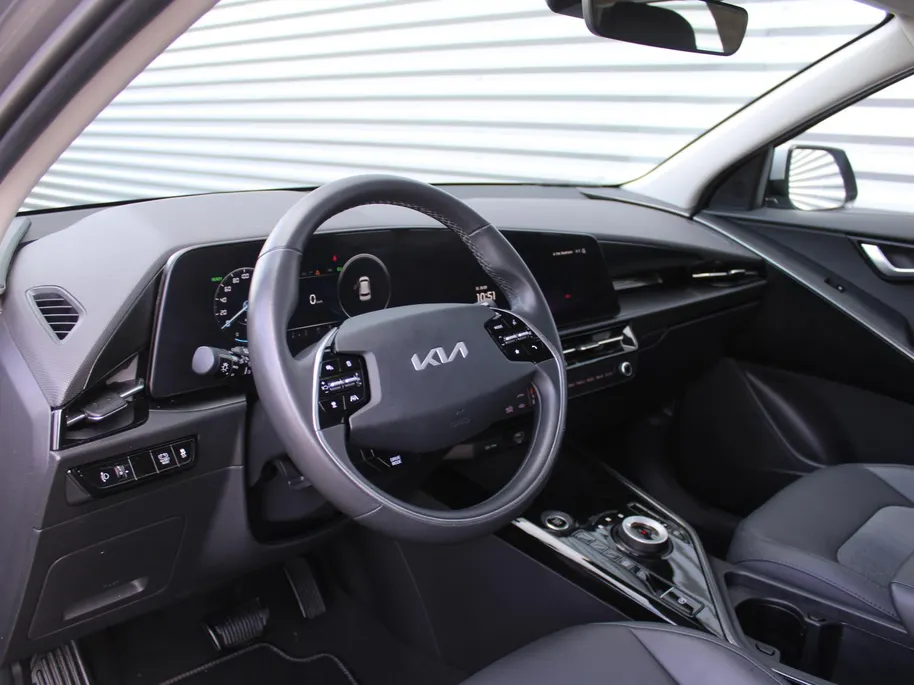 Kia Niro 1.6 GDi Hybrid DynamicLine | Camera | Cruise adapt. | Clima | 16' LM | Navi | Keyless |