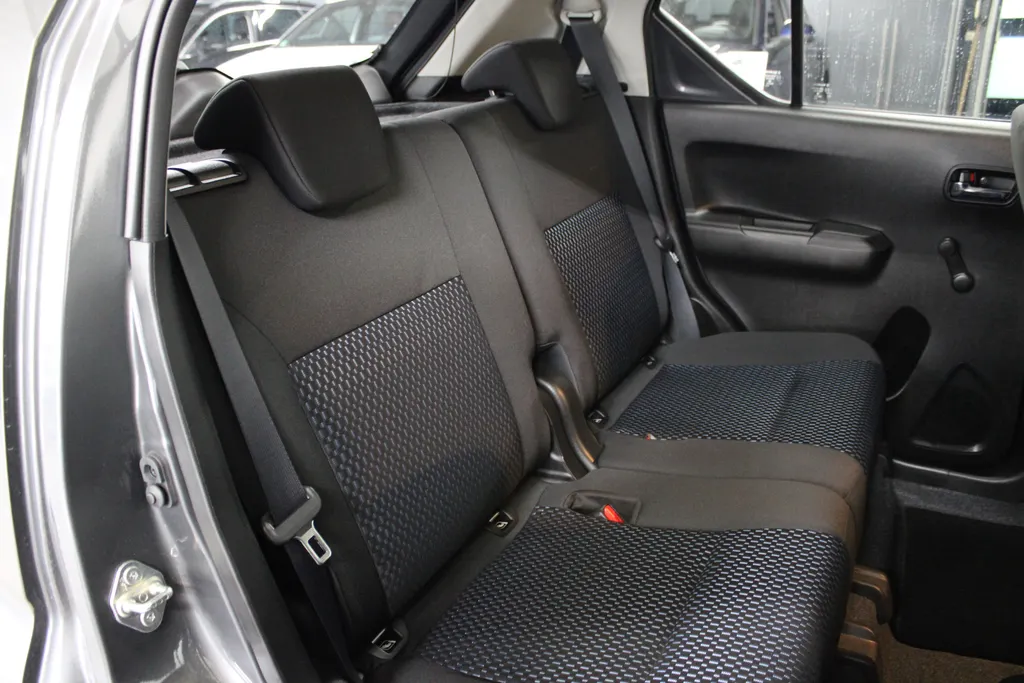 Suzuki Ignis 1.2 Smart Hybrid Select / Camera / Stoelverwarming /