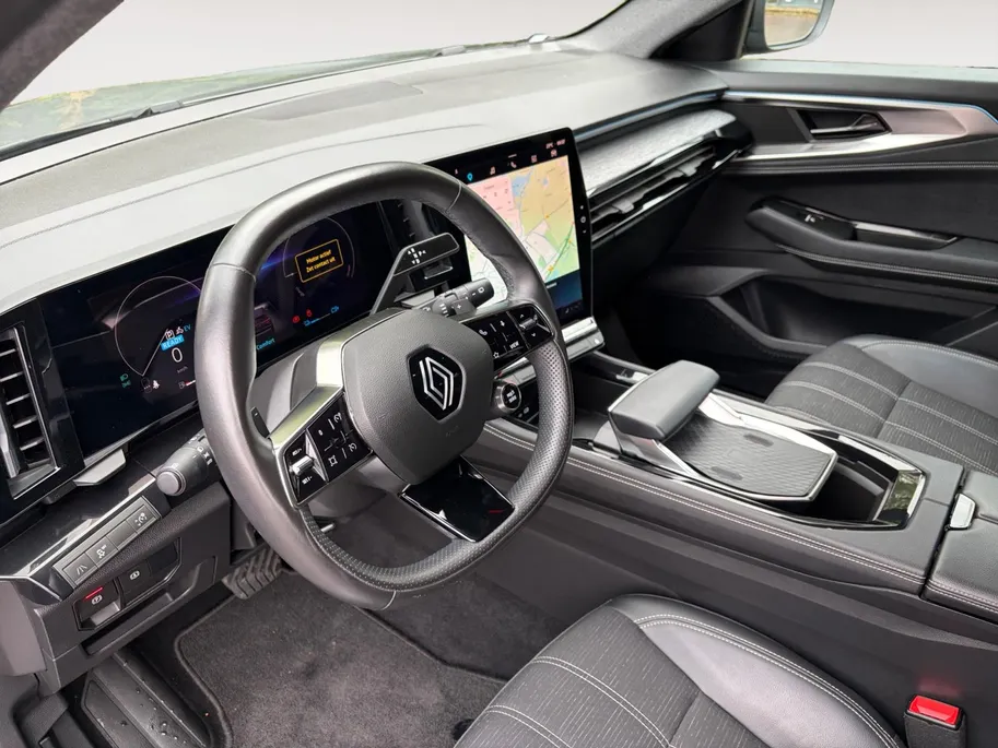 Renault Austral 1.2 E-Tech full hybrid 200 techno Renault Austral 1.2 E-Tech Hybrid 200 Techno