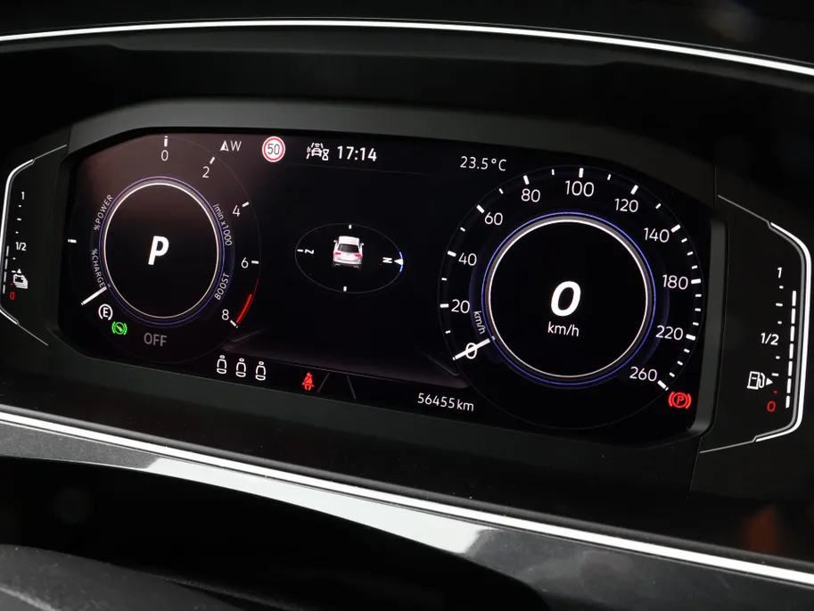 Volkswagen Tiguan 1.4 TSI eHybrid 245pk DSG Life Business · Camera · Inklap. Trekhaak · Stuur- & Stoelverwarming · Parkeerassistent · Apple/Android Car Play ·