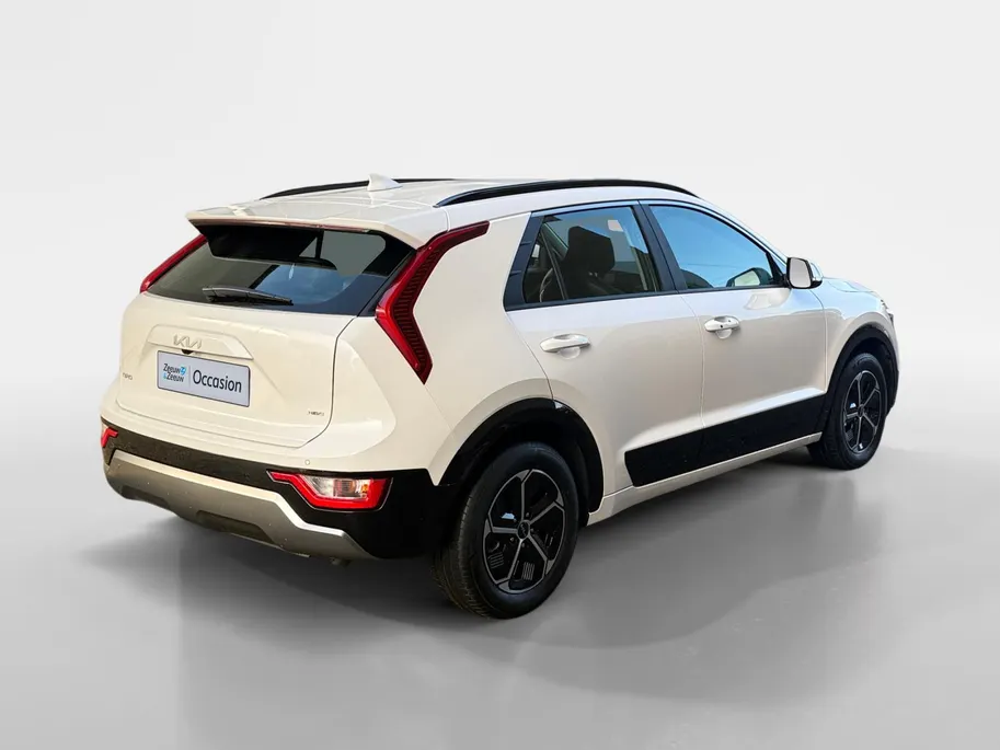 Kia Niro 1.6i Hybrid DynamicLine | Zeer nette auto | Cruise Control Adaptief | LM Velgen 16 ' | Carplay | File Assistent | Camera | Metallic lak | Fabrieksgarantie t/m 17-5-2032 | NAP