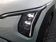 Kia EV3 Plus Advanced 81.4 kWh | Stuur/stoelverwarming | Schuifdak | Camera | Elek. stoelverstelling | 19' LM | Dodehoek detectie | Clima | LED |