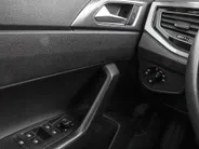 Volkswagen Polo 1.0 TSI 95pk DSG Style · Camera · Apple/Android Car Play · Stoelverwarming · IQ.Light · 15'' Inch ·