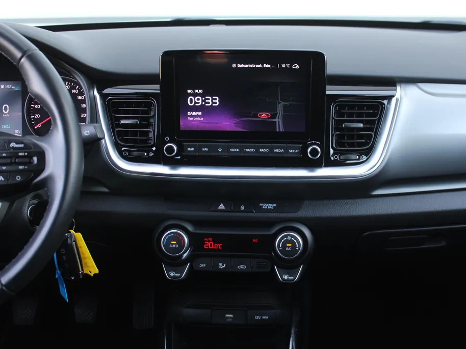 Kia Stonic 1.0 T-GDi MHEV DynamicLine | Navi | Clima | Cruise | All season banden | 15' LM | Camera | LED |