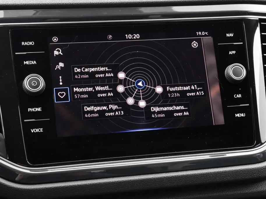Volkswagen T-Roc 1.5 TSI 150pk DSG Sport · Camera · ACC · Alarmklasse 3 · Apple/Android Car Play · Verkeersbord Detectie · Elek. Inklapbare Spiegels ·