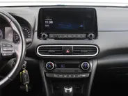 Hyundai Kona 1.6 GDI HEV Comfort | Trekhaak | Camera | 16' LM | Cruise adapt. | Navi | Apple Carplay/Android Auto | Clima | All seasons |