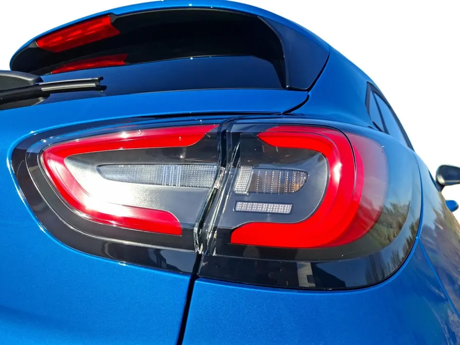 Ford Puma Gen-E Premium 44 kWh | 3 Weken Verwachte Levertijd | €4.400,- Ready Set Ford Bonus | 376KM WLTP Rijbereik | Climate Control | Camera | Parkeersensoren | B&O Audio | Matrix Ledkoplampen | Apple Carplay&Android Auto | El. Achterklep | Navigatie