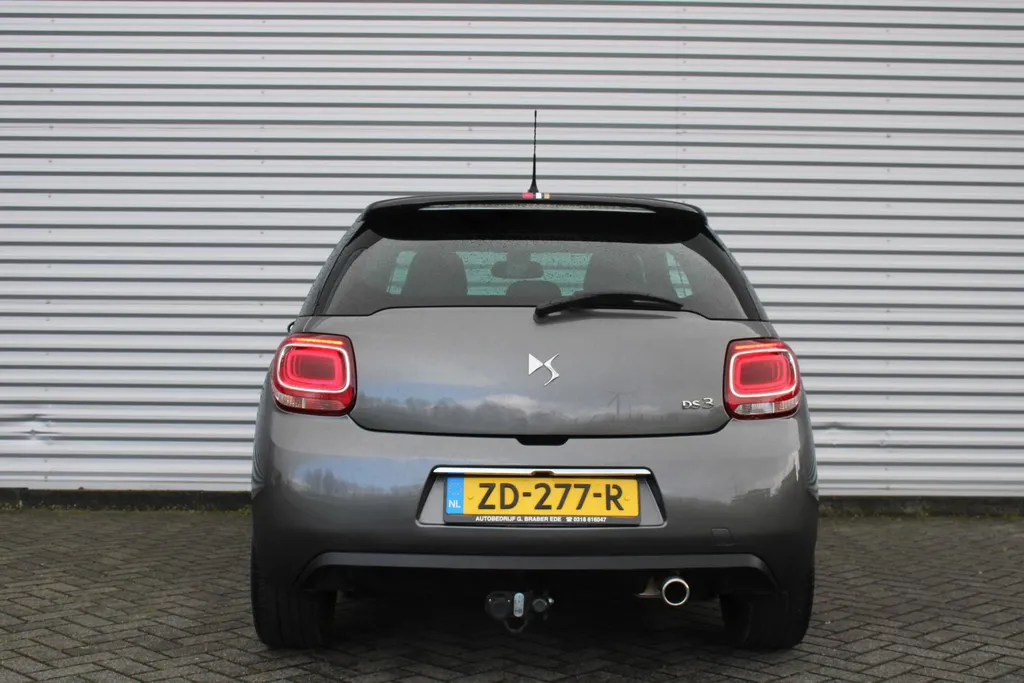 DS DS 3 1.2 PureTech Performance Line | Automaat | Navi | Trekhaak | Clima | 17' LM Velgen | Camera |