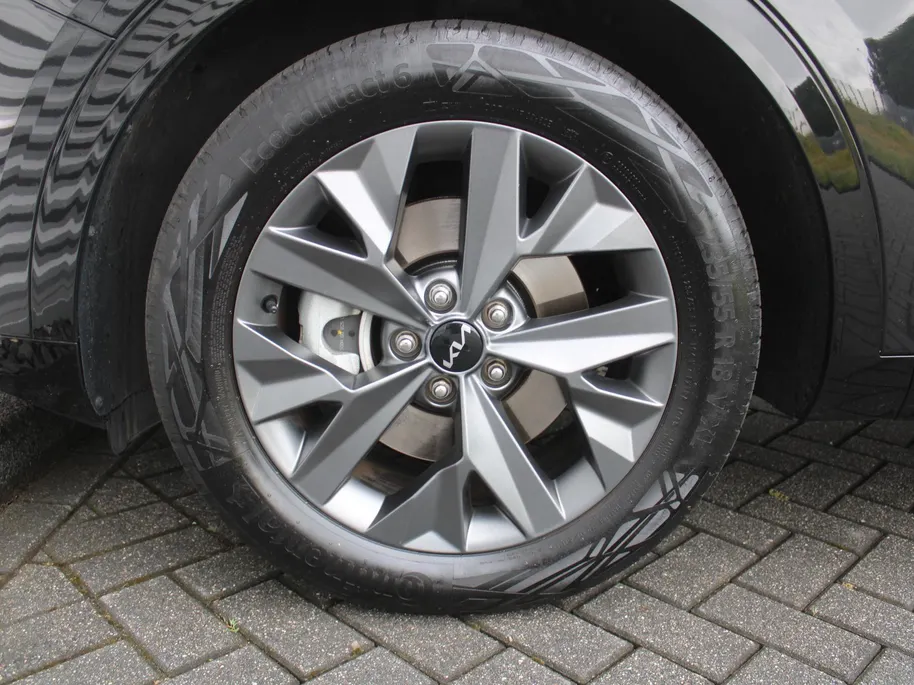 Kia Sportage 1.6 T-GDi Hybrid Dark Edition | Stuur-/stoelverwarming v+a | Camera | Elek. stoelverstelling | 18' LM | Cruise adapt. | Navi | Clima | Half leer/suède |