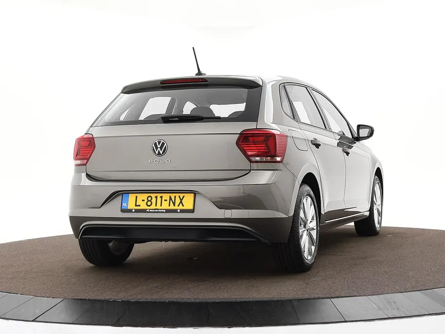 Volkswagen Polo 1.0 TSI 95pk Highline · Apple/Android Car Play · Navigatie · Clima · 16'Velgen · Sportstoelen · Draadloze Telefoonlader ·