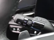 Kia Niro EV Edition Advanced 64.8 kWh | Stuur-/stoelverwarming | Elektr. stoelverstelling | Camera | Cruise adapt. | 17'LM | Clima | 17% bijtelling |