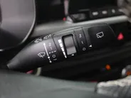 Kia Picanto 1.0 DPI GT-Line | Stuur-/stoelverwarming | Schuifdak | Camera | Dodehoek detectie | Telefoonlader | Clima | Navi | 16' LM | LED | Cruise |