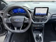 Ford Puma 1.0 EcoBoost Hybrid ST-Line Vignale | Afneembare Trekhaak | Panorama Dak | Stoel/Stuur/Voorruitverwarming | Adaptieve Cruise control | Lichtmetalen Velgen |