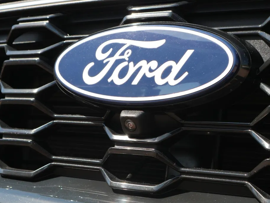 Ford Kuga 2.5 PHEV ST-Line X | ADAP CRUISE | WINTERPACK | BLIS |