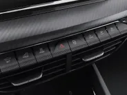 Škoda Octavia Combi 1.4TSI PHEV 180kW/245PK RS iV · Trekhaak ·  Camera · Navigatie · Leder/Alcantara · Apple/Android Car Play ·