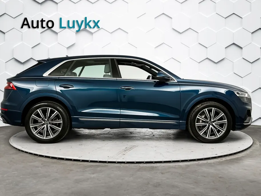Audi Q8 55 TFSI-e quattro S-Line | Panoramadak | Luchtvering | 21'' L.M. Velgen | SoH 100%