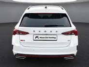 Škoda Octavia Combi 1.4TSI/245PK iV PHEV RS DSG · Panoramadak · Camera · Stoel + achterbank verwarmd · Canton Audio · Apple/Android Car Play ·