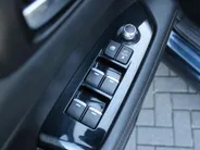 Mazda CX-5 2.0 SkyActiv-G 165 Skylease Luxury | Trekhaak | 360 Camera | Leer | Stuur-/stoelverwarming | HUD | Bose | Elek. stoelverstelling | 19' LM | All seasons |