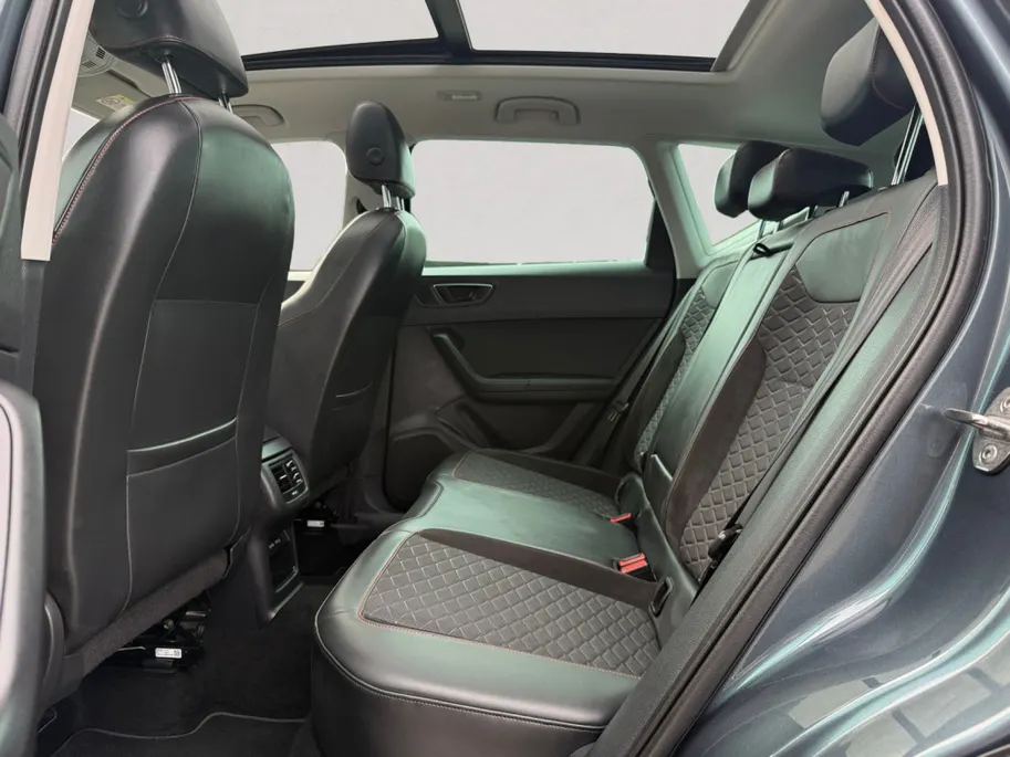 SEAT Ateca FR | Camera | Panoramadak | Apple/Android | Navigatie | Winterpa