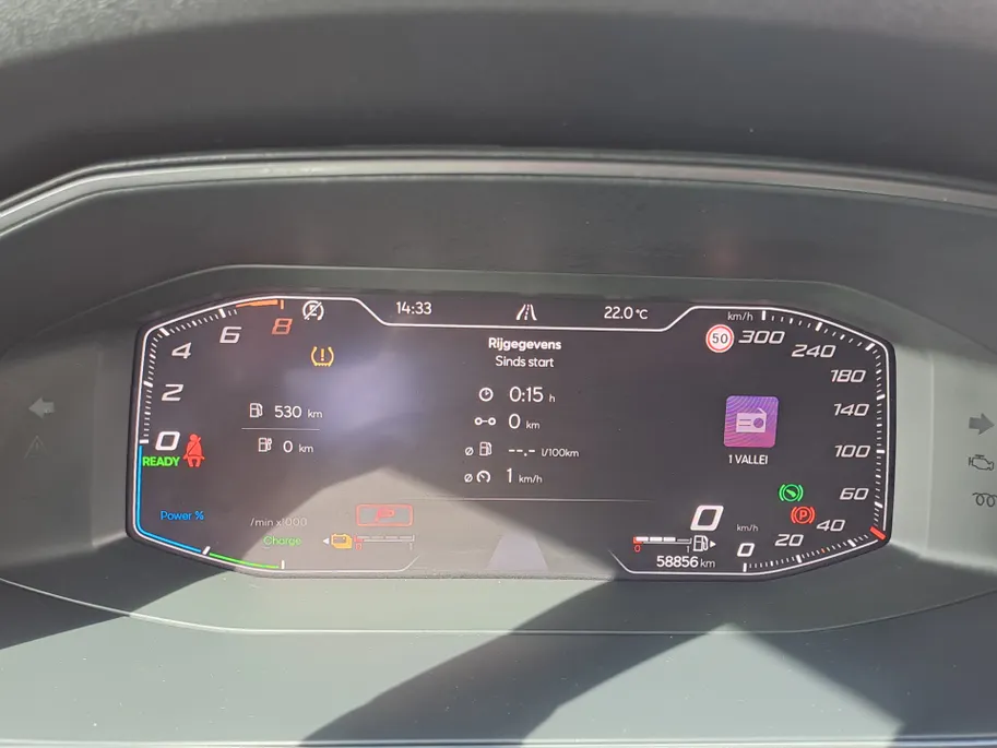 CUPRA Formentor 1.4 e-Hybrid VZ Copper Edition | Voorstoelen verwarmd | Automaat | ECC | Navi | Leer | Stuur verwarmd | Apple Carplay/Android Auto | Cruise control adaptief | SOH 93,6%