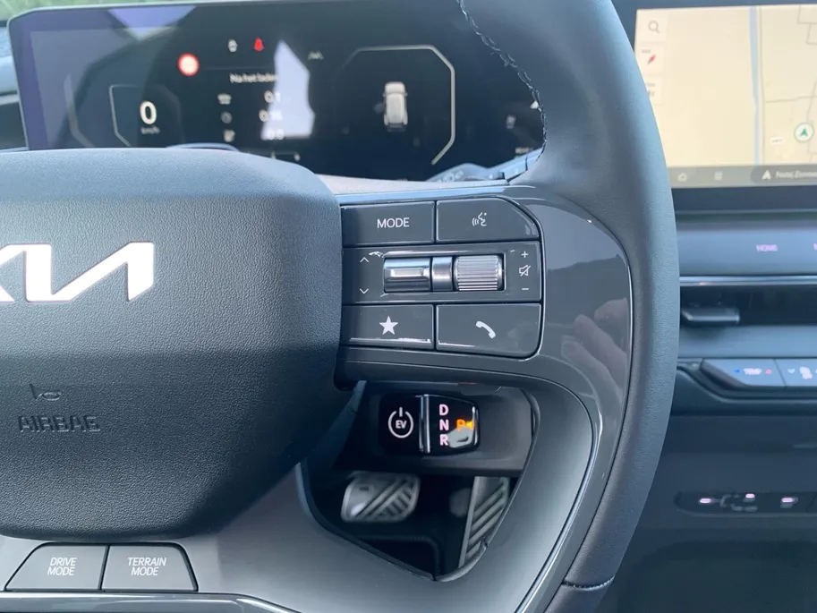 Kia EV9 GT-Line AWD 99.8 kWh | Demo | Stoelverwarming + ventilatie v + a| Navigatie | Schuifdak | Head up display