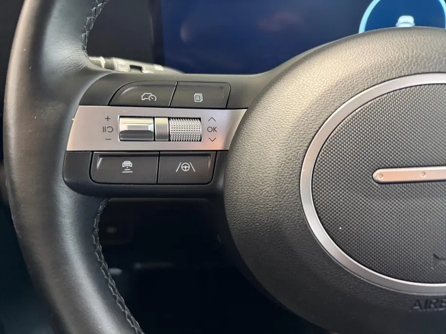 Hyundai Kona 1.6 GDI HEV Comfort Smart | Navigatie| Stoel/Stuurverwarming| Elektrische achterklep| Achteruitrijcamera| Parkeersensoren v+a |