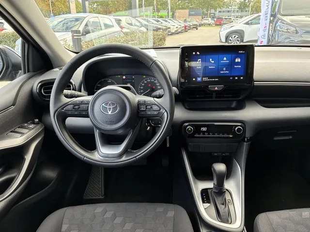 Toyota Yaris 1.5 Hybrid 115 Comfort | incl. 3500 euro demo korting