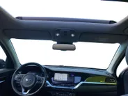 Kia e-Niro DynamicPlusLine 64 kWh Climate control | Stoel,- en stuurverwarming | Parkeercamera | Cruise control | Elek. schuif/kanteldak | 16 inch LM velgen |